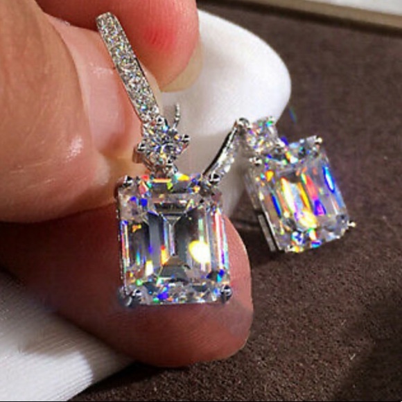 NEW Sterling silver Diamond Earrings - Picture 5 of 5